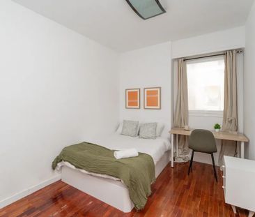 Calle de Sor Ángela de la Cruz, Madrid, Community of Madrid 28020 - Photo 3