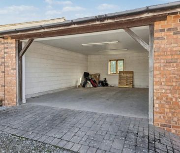 3 bedroom barn conversion to rent - Photo 1