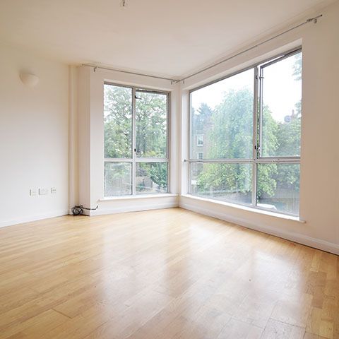 1 Bed Flat, Queensbridge Road, E8 - Photo 1