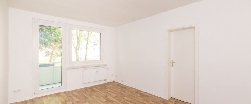 Ruhige Lage / Balkon / Helle Wohnung - Photo 1