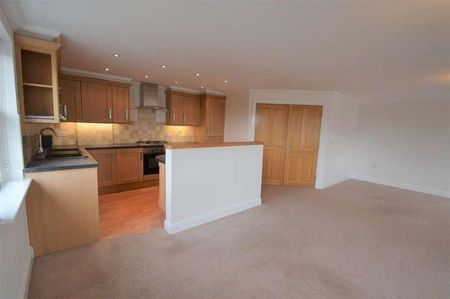 St Illtyds Court, Llantwit Major, Vale Of Glamorgan, CF61 - Photo 5