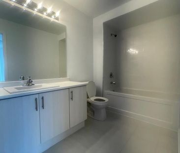 For Lease - 203 Monarch Avenue, Ajax, Ontario - Photo 5