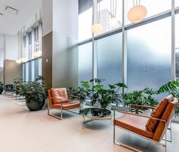 2300 Rue Tupper Montréal (Ville-Marie), QC H3H - Photo 1