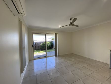 Peaceful & Perfectly Positioned Duplex - Photo 4