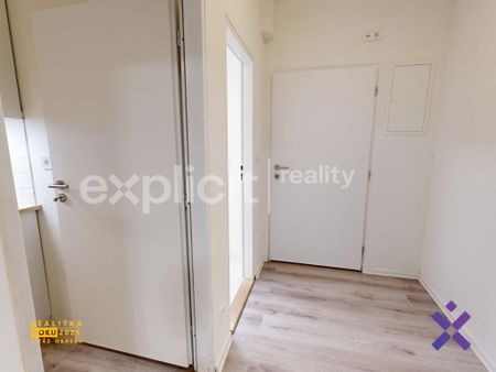 Pronájem bytu 2+kk 33 m2 - Fotografie 5