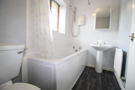 Ashmores Close, Redditch - Photo 5