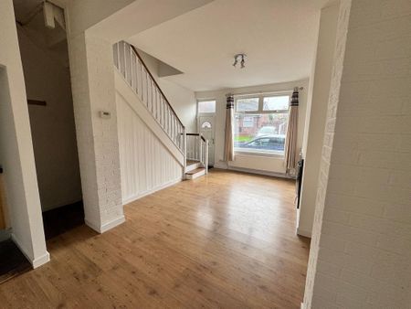 2 bedroom terraced house to rent - Photo 4