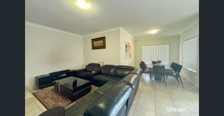 Five Bedroom Home available for lease! - Photo 4