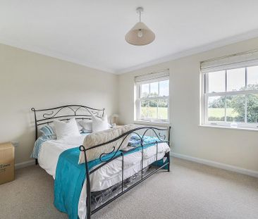 4 bedroom detached house to rent - Photo 6