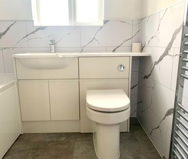 Waltham Chase, So32 - Photo 1