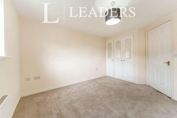 Hampton Court Way, Widnes, WA8 - Photo 1