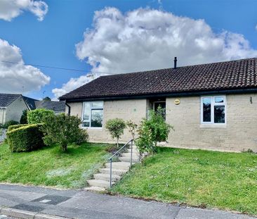 2 bedroom bungalow to rent - Photo 1