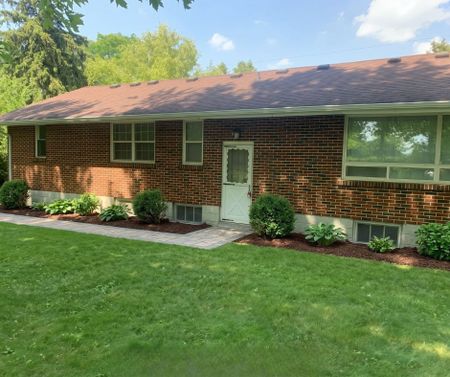 For Lease - 582 Mulock Court Unit# B, Newmarket, Ontario - Photo 4