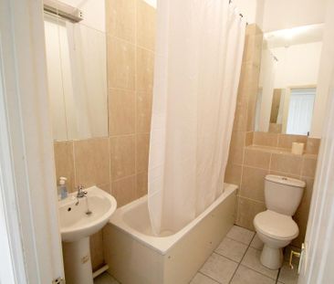 1 bedroom ground floor flat to rent - Photo 6