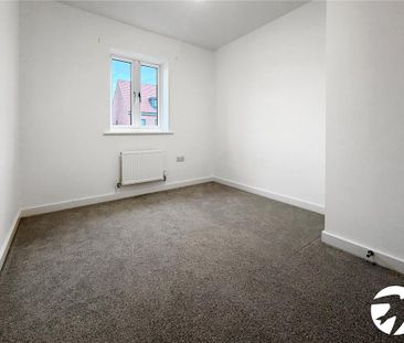 3 bedroom end of terrace house to rent - Photo 6