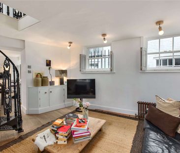 A beautifully presented, two bedroom conversion in The pantiles - Photo 4