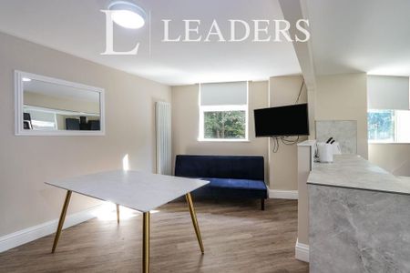 1 bedroom house to rent - Photo 2