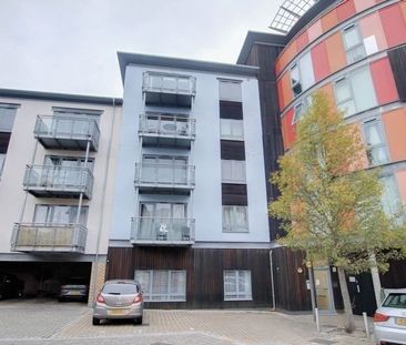 2 bed flat to rent in Quayside Drive, Colchester - Photo 4