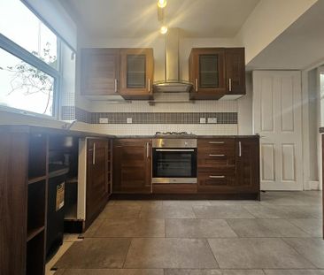 4 bedroom house to rent - Photo 2