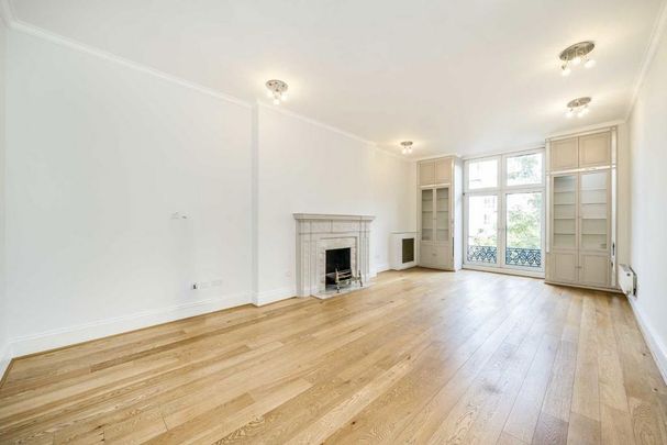 4 bedroom flat to rent - Photo 1