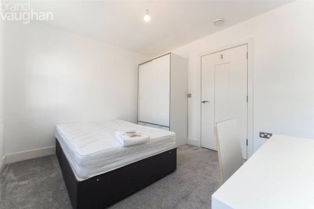 4 bedroom terraced house to rent - Photo 4