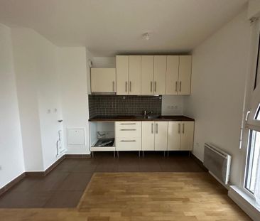 Location Appartement 3 pièces 56m² LE PLESSIS ROBINSON 92350 - Photo 3