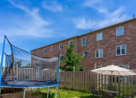 For Lease - 439 Aspendale Crescent, Mississauga, Ontario - Photo 5