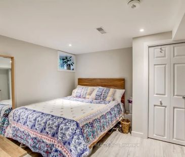 52 Kenwood Avenue #Lower - Photo 3