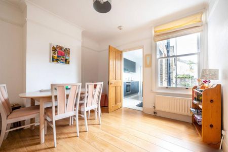 2 bedroom semi-detached house to rent - Photo 2