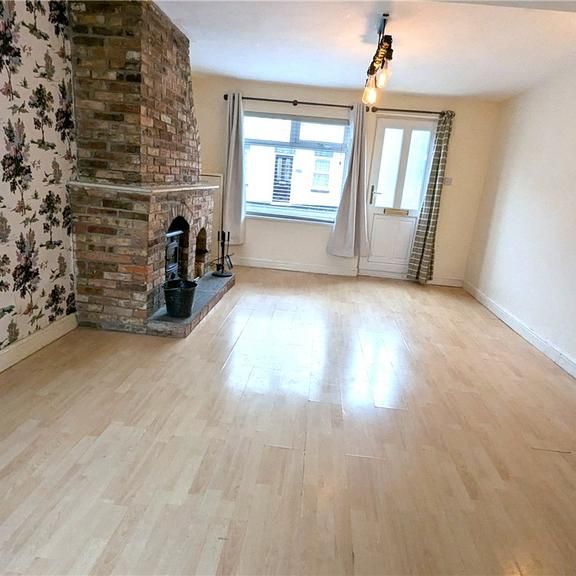 2 bedroom terraced house to rent - Photo 1