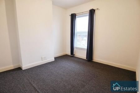 2 bedroom property to rent - Photo 4