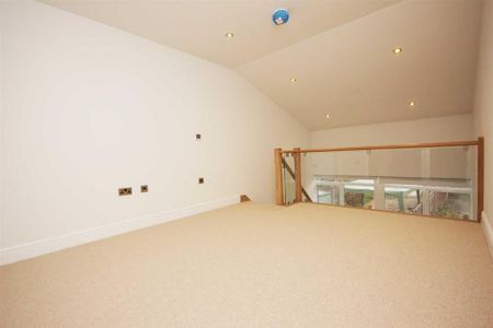 1 bedroom duplex to rent - Photo 5