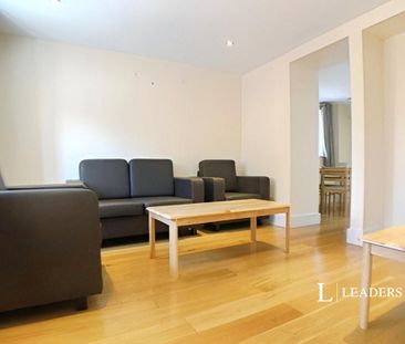 2 bedroom semi-detached house to rent - Photo 5