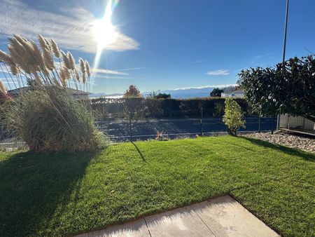 LUTRY - APPARTEMENT D'EXCEPTION AVEC VUE SUR LE LAC ET LES ALPES - Photo 2