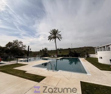 Alquiler de piso en Calle Valle De Somiedo - Photo 3