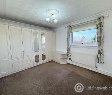 3 Bedroom Cottage to Rent - Photo 5