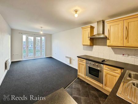 2 bedroom apartment to rent - Photo 4