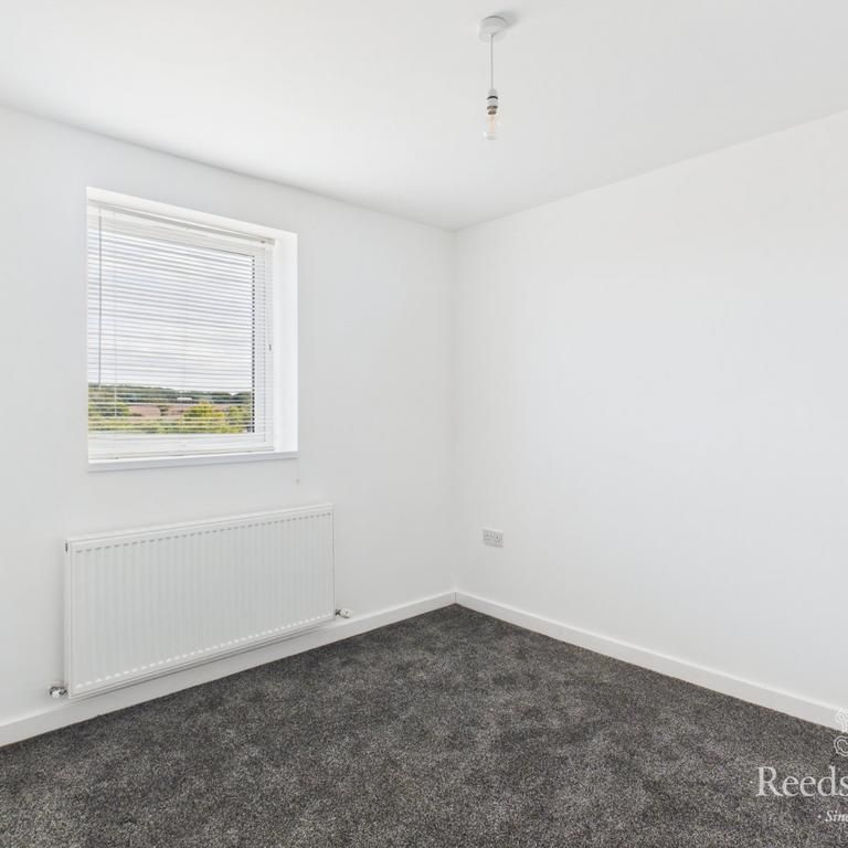 4 bedroom detached house to rent - Photo 1
