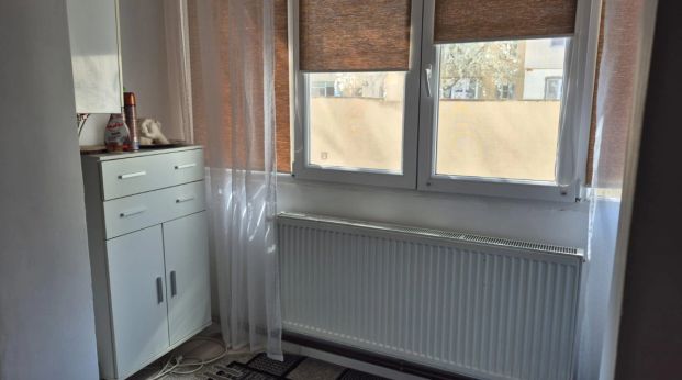 Apartament de inchiriat, 2 camere, nedecomandat, 35 mp, Tatarasi, Piata Chirila, Cod 162145 - Fotografie 1