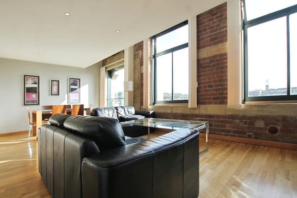 3 bedroom flat to rent - Photo 1