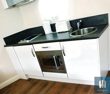 1 bedroom penthouse to rent - Photo 4