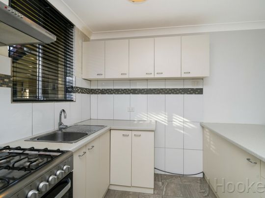 Bright and Peaceful Apartment in Churchlands - Photo 1