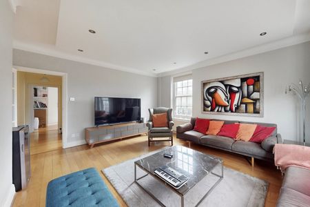 Ascot Court, Grove End Road, NW8 - Photo 2