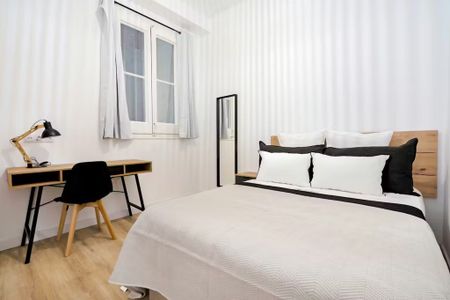 Ronda de Sant Pere, Barcelona, Catalonia 08010 - Photo 4