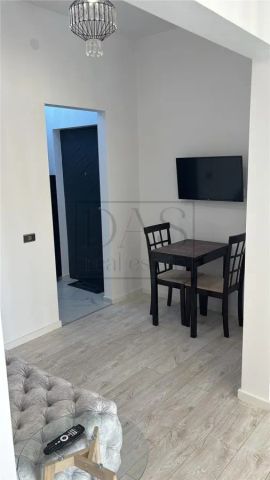 Apartament 2 camere | Universitate | Spitalul Coltea | Centrala proprie - Photo 2