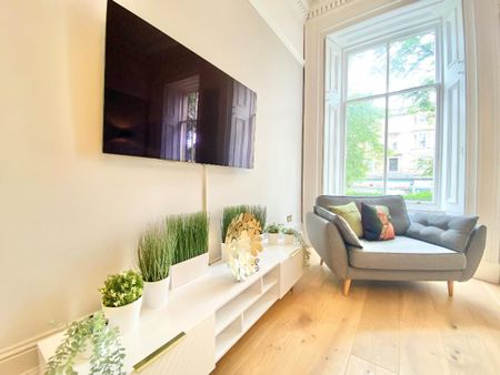 2 bedroom flat to rent - Photo 3