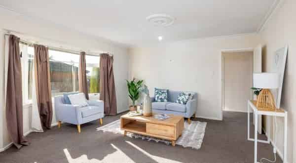 Spacious Three Bedroom Home - Photo 1