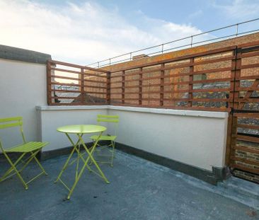 2 bedroom flat to rent - Photo 2