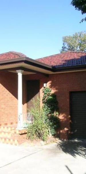 31B Chamberlain Ave, Caringbah NSW 2229 - Villa For Rent | Domain - Photo 1