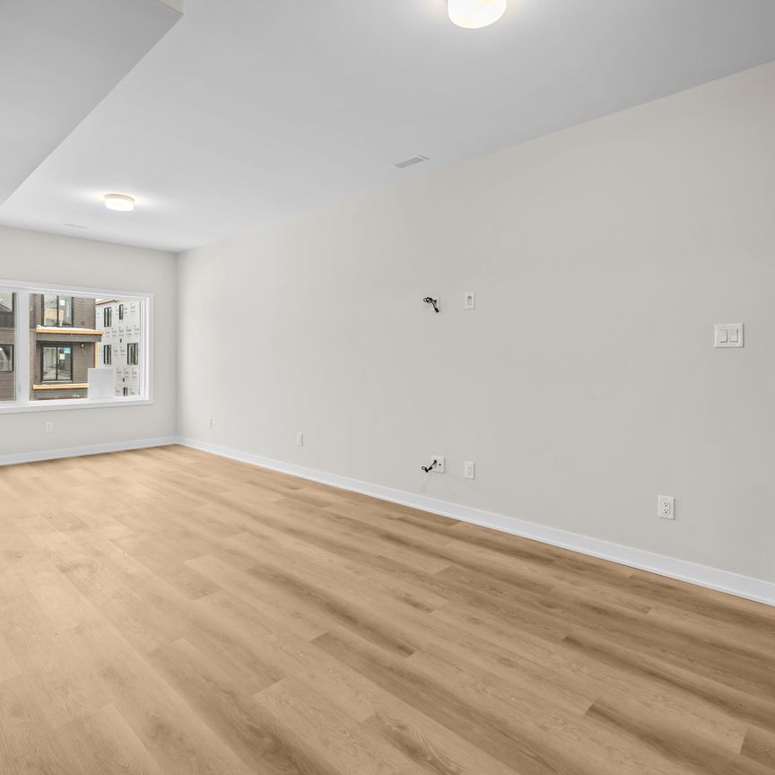 For Lease - 812 DEMULCENT Lane, Kanata, Ontario - Photo 1